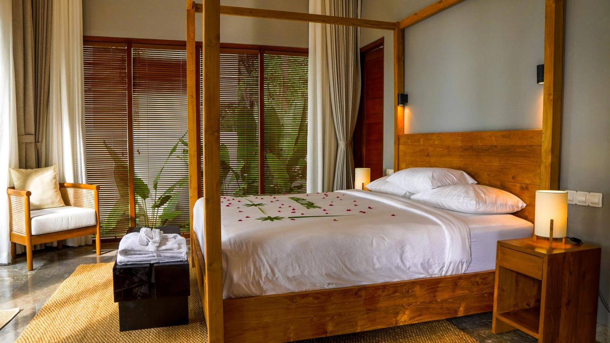 Sanglung Villas & Suites Kubutambahan  Rom bilde